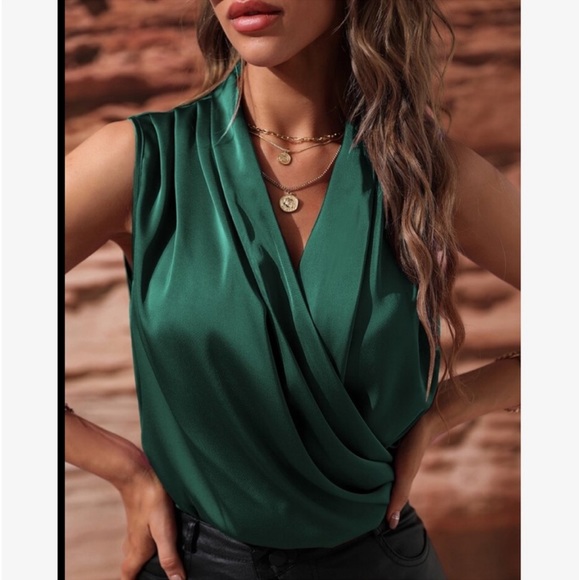 Elegant Classy Overlay Sleeveless Office Work Top Blouse - Picture 10 of 10